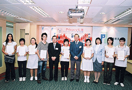 Closing Ceremony cum Prize Presentation Ceremony for the Writing Competition 