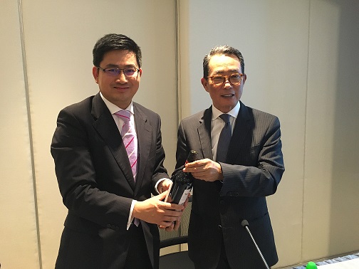 Privacy Commissioner Mr Stephen Wong delivered a talk at the Sweat & Glory seminar hosted by the In-House Lawyers Committee